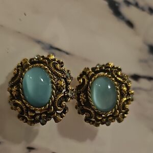 Vintage Gold and Blue Clip-On Earrings